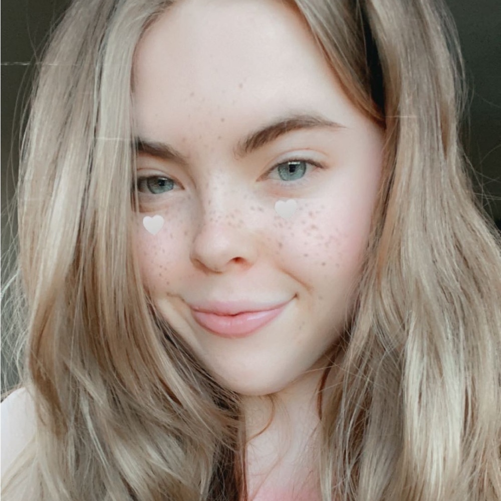 Meet your Posher, Emily